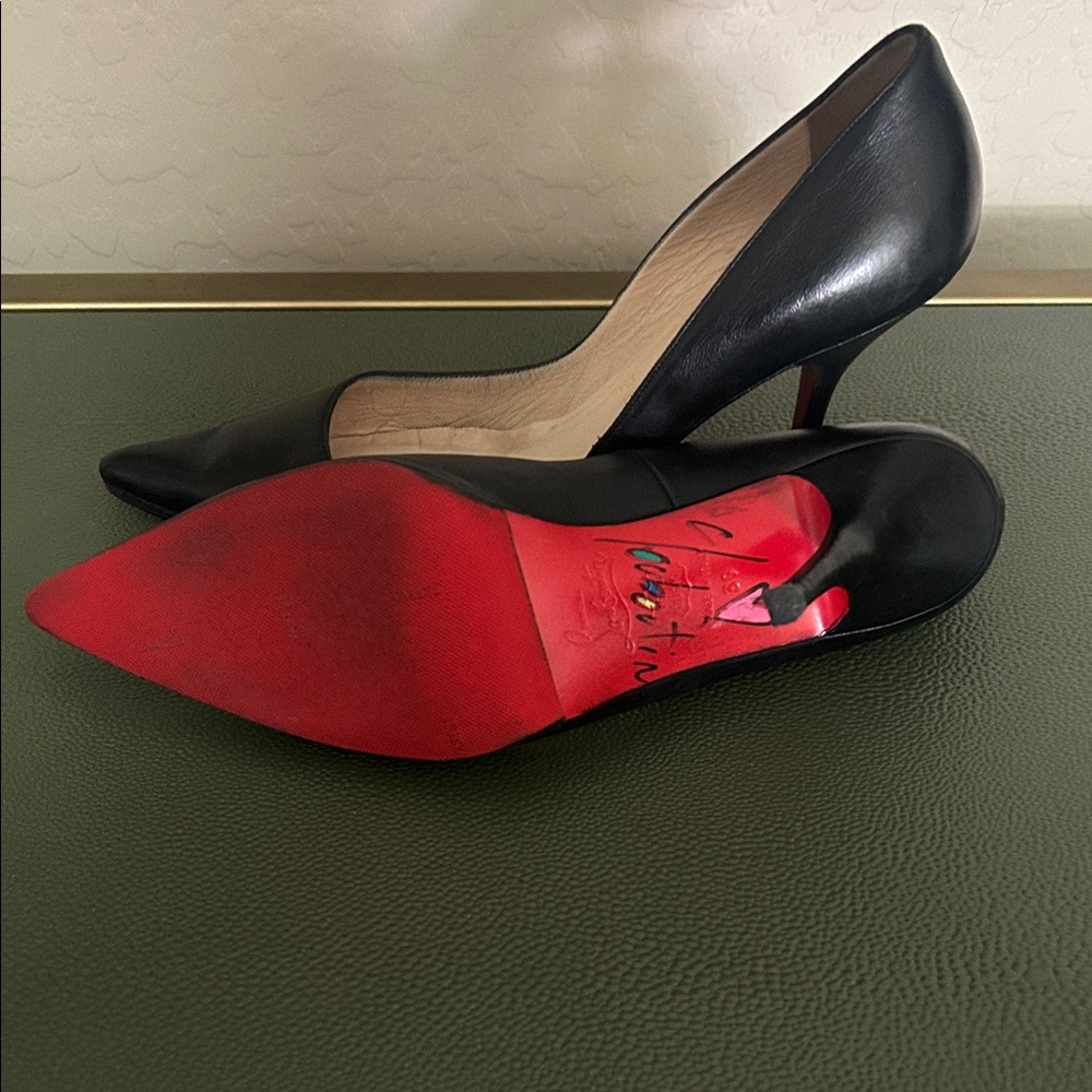 👠👠 Christian Louboutin 4” Classic Black High Heels - purchased in Paris! 👠👠